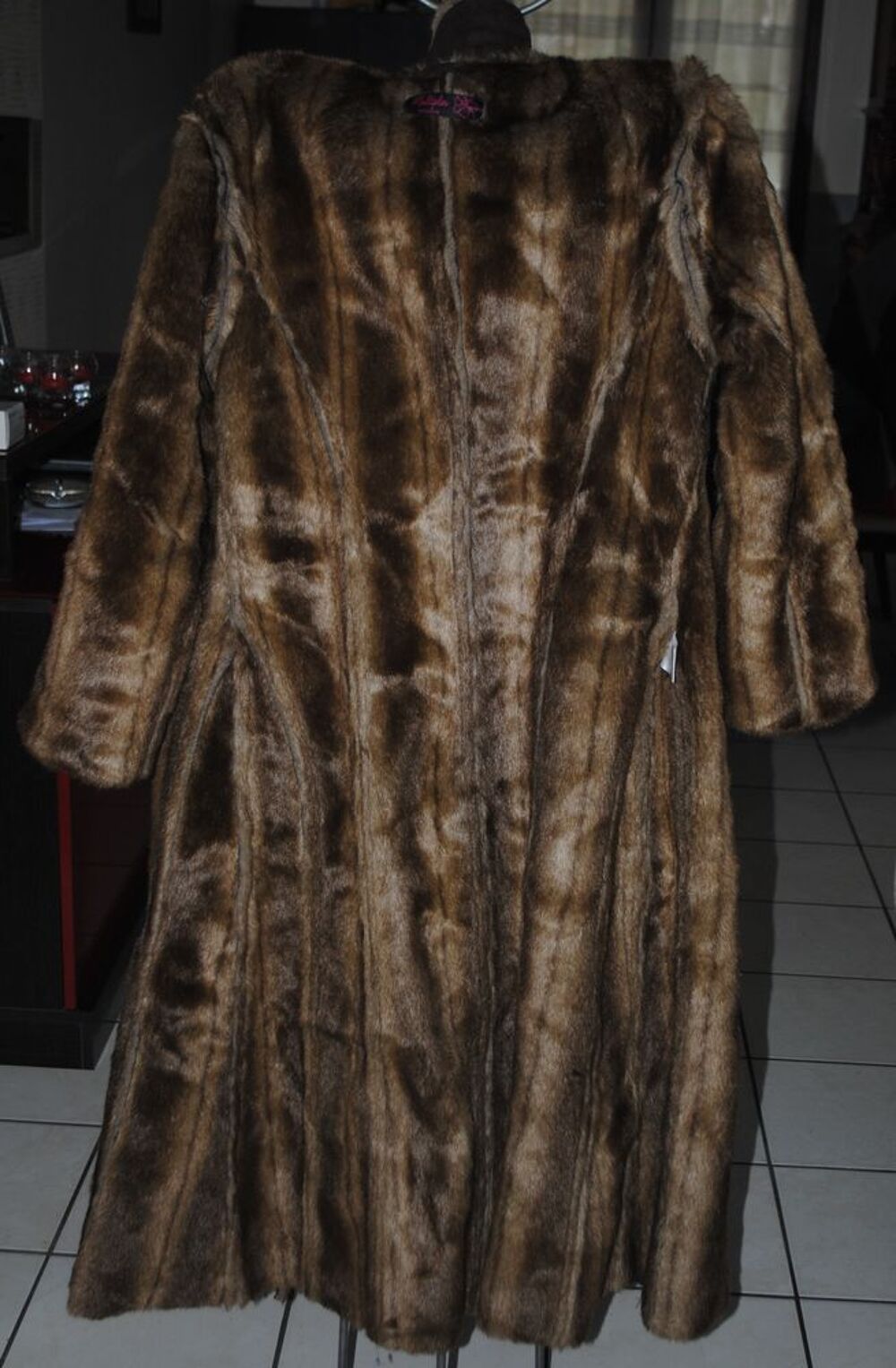 Manteau en fausse fourrure Vêtements