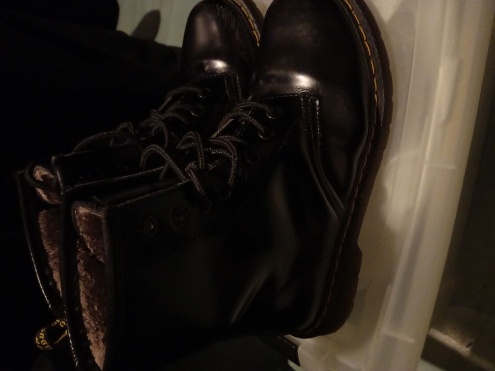 bottines fourr&eacute;es fausse doc martens mixte Chaussures