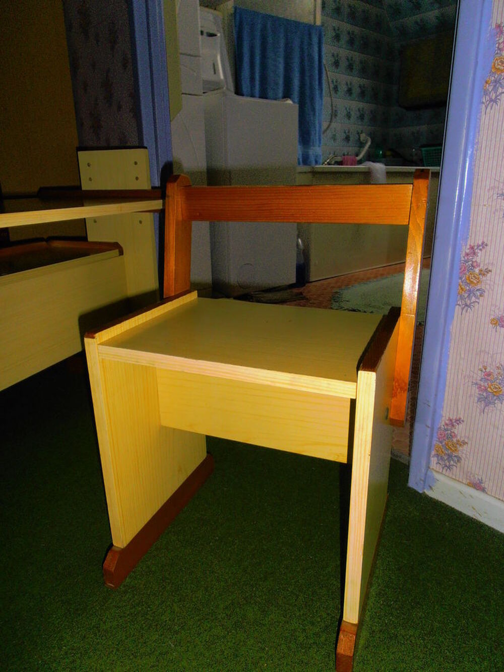 Bureau enfant avec chaise Meubles