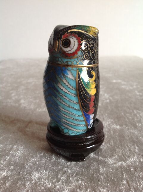 CHOUETTE EN LAITON CLOISONN�E SUR SOCLE Envoi Possible
29 Tr�gunc (29)