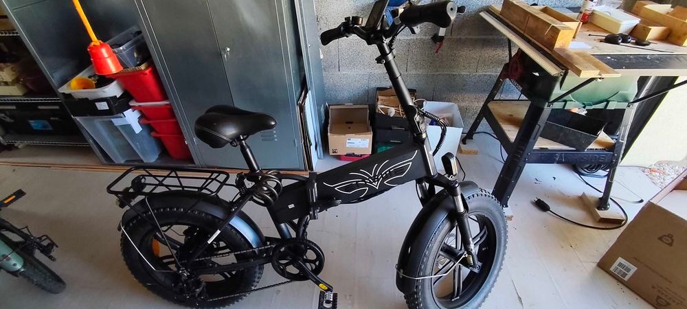 velo &eacute;lectrique pliable marque Engwe pro Vélos
