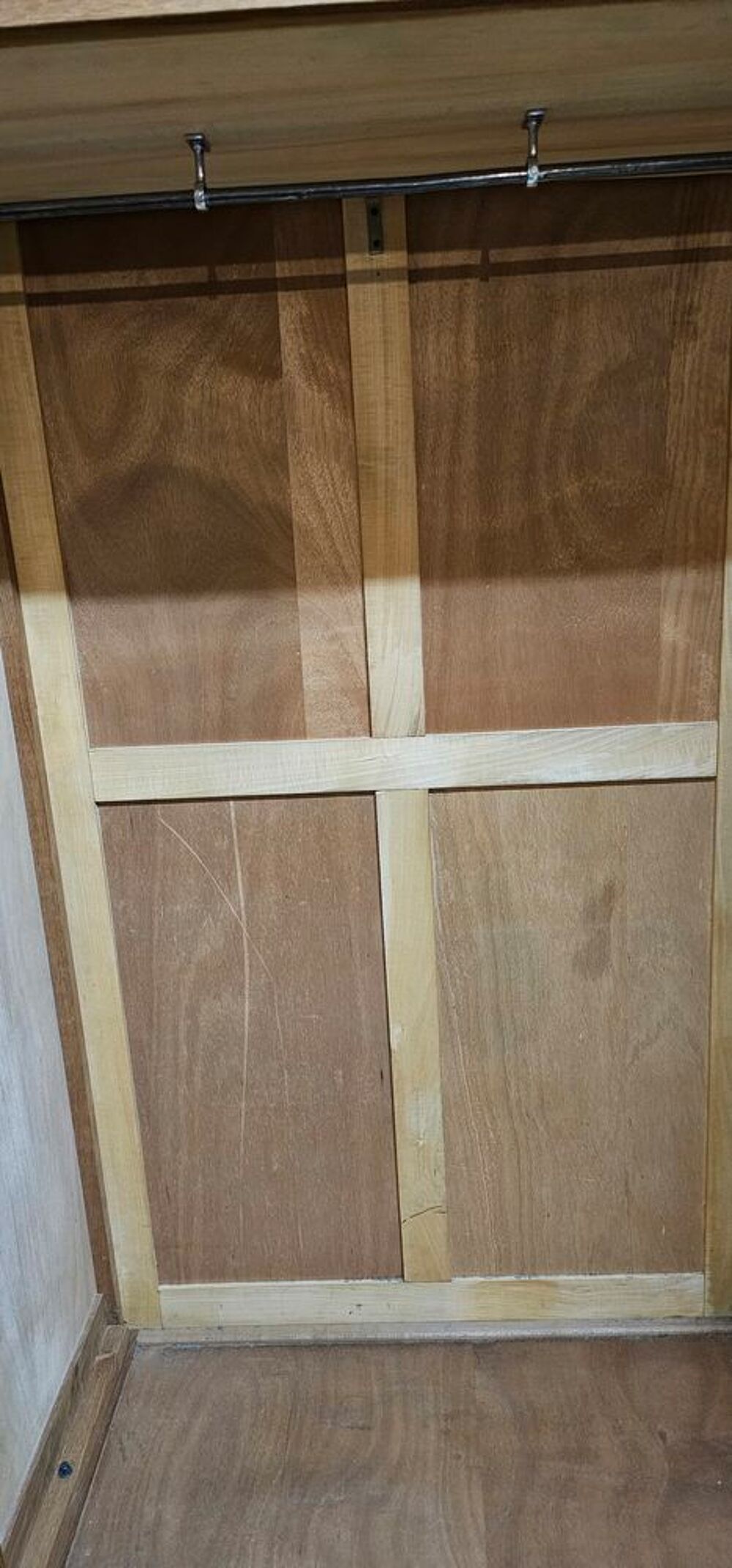 Armoire bois Meubles