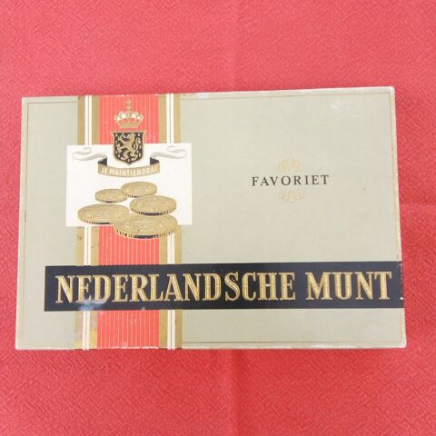 Boite  cigares comprenant 7 Bagues du 2 RE 10 Cuttoli-Corticchiato (20)