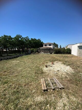  Terrain à vendre 450 m² Istres