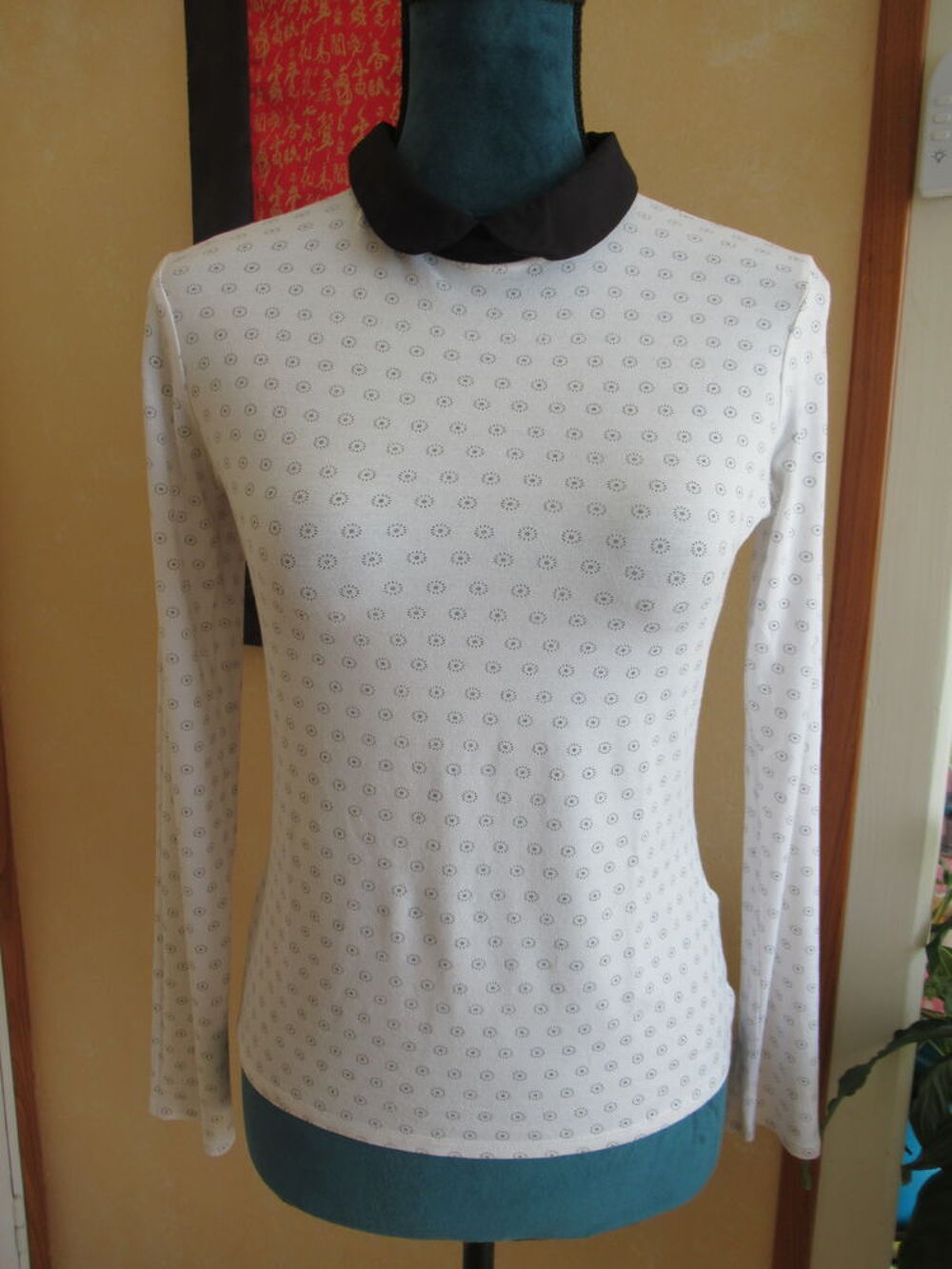 Haut blanc et noir - Kiabi - Taille S Vêtements