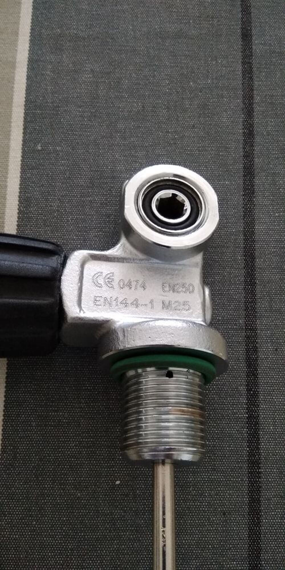 ROBINET AIR 1 SORTIE, ESM M25X200 Sports