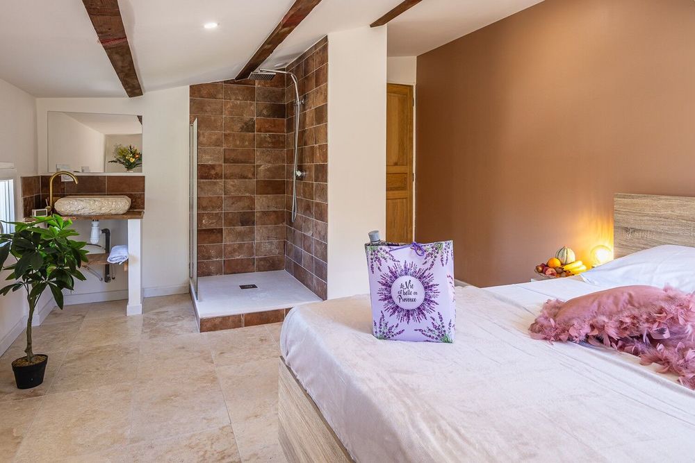 Vente Villa Magnifique propriété de luxe de 230m2 avec piscine chauffée Rustrel