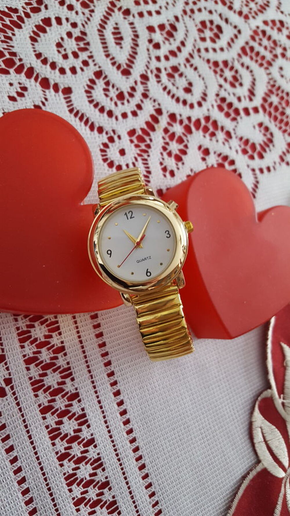 Belle montre parlante neuve bracelet extensible N&deg;1161 Bijoux et montres