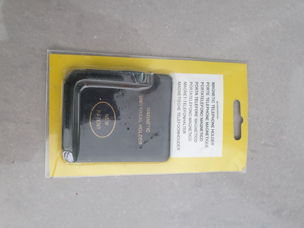 SUPPORTS T&Eacute;L&Eacute;PHONES ET CASQUE NEUF Téléphones et tablettes