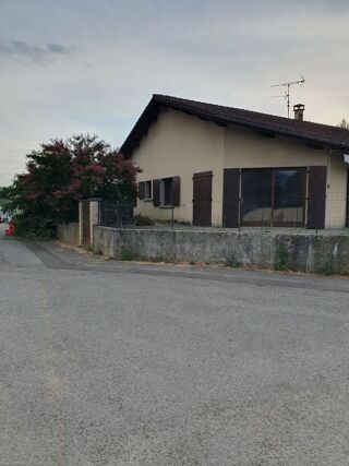  Villa à louer 6 pièces 169 m²