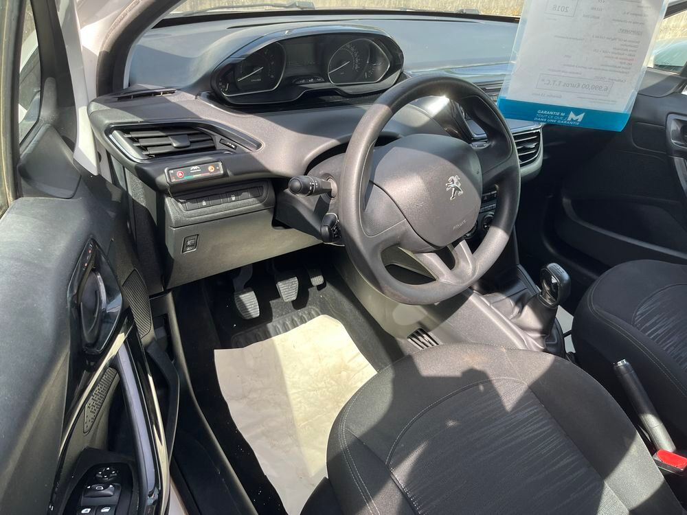 208 I PH2 1.6 BLUE HDI 75 2018 occasion 84000 Avignon