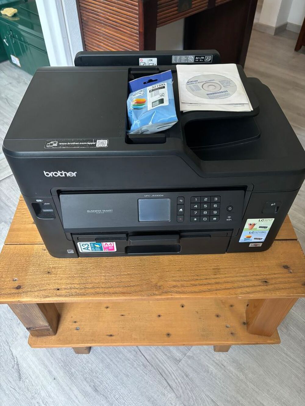 Imprimante, &eacute;cran, clavier et meuble Matriel informatique
