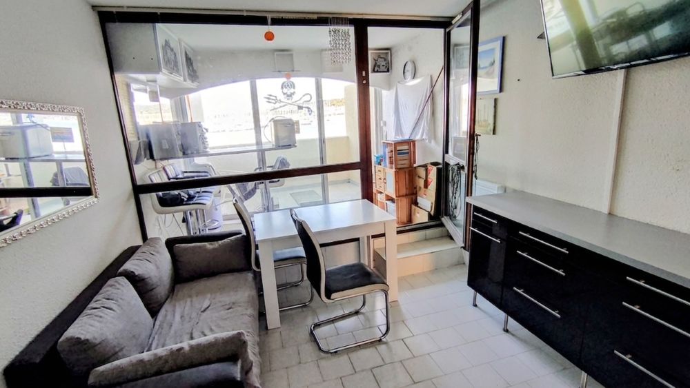 Vente Appartement LE CAP D'AGDE : Situé sur l'île des pêcheurs: GARAGE + APPARTEMENT: 1 ère ligne vue sur la sortie du port. Le cap d agde