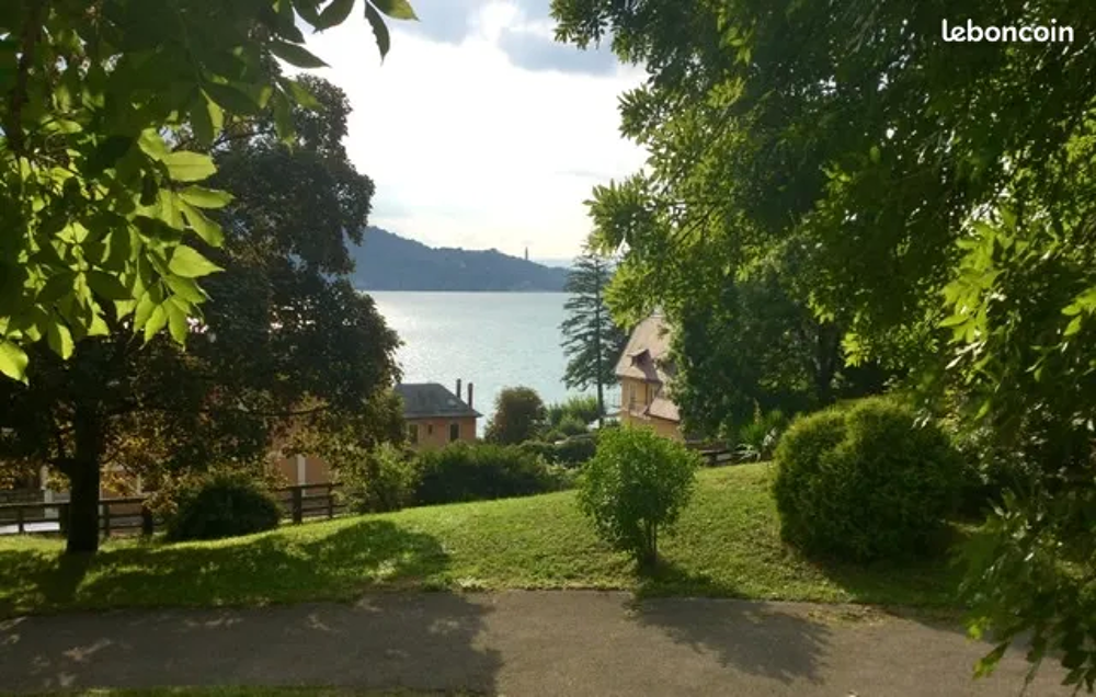   T2 vue panoramique lac,  terrasse, calme, parking  Rhne-Alpes, Veyrier-du-Lac (74290)