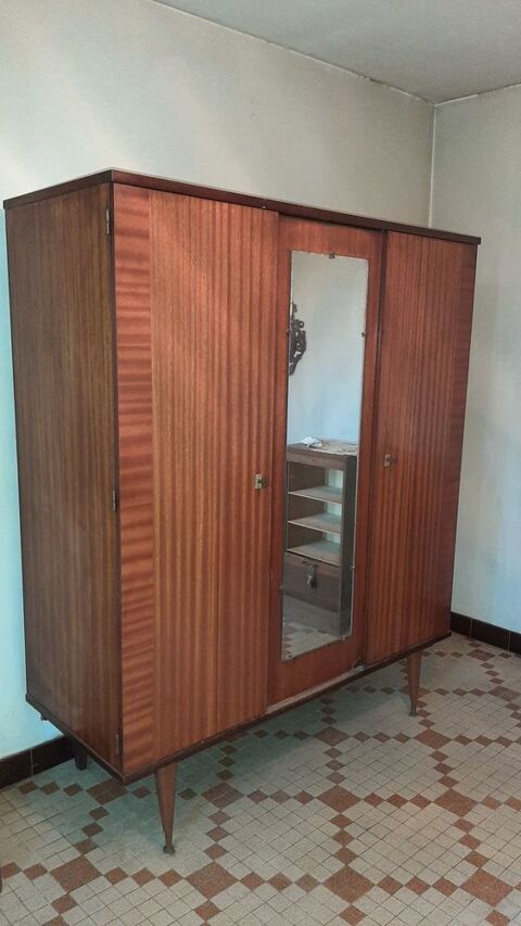 Armoire vintage 2 portes avec miroir - 147 x 58 x 179 cm 15 Saint-Yzan-de-Soudiac (33)