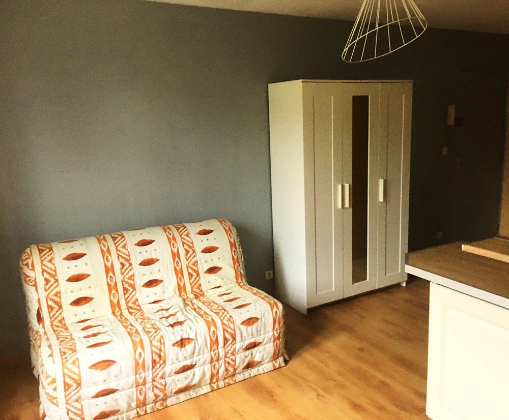 Location Appartement studio meublé Saint-cyr-sur-loire