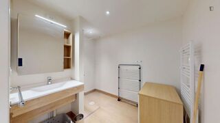  Colocation à louer 3 pièces 68 m²