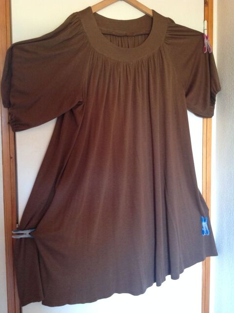 ROBE MARRON GRANDE TAILLE EN TRES BON ETAT 15 Trgunc (29)