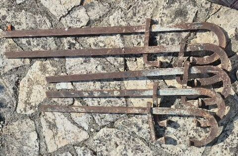 Serre-joint de maçon 4 Auterive (31)