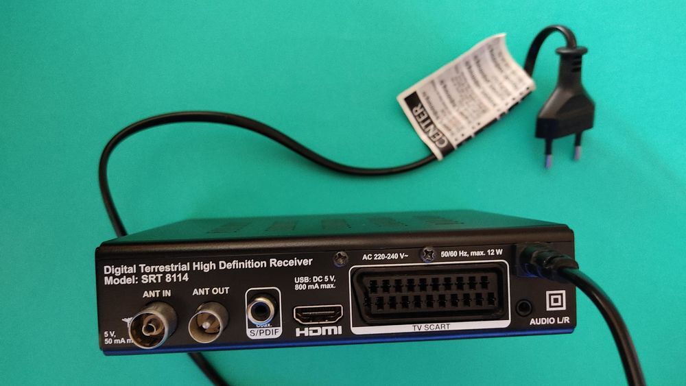 R&eacute;cepteur/d&eacute;codeur TNT STRONG SRT 8114, 
Photos/Video/TV