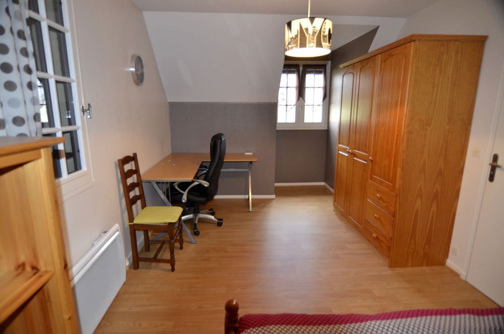   grande chambre en campagne + TV 80 cms Basse-Normandie, Saint-Paul-du-Vernay (14490)