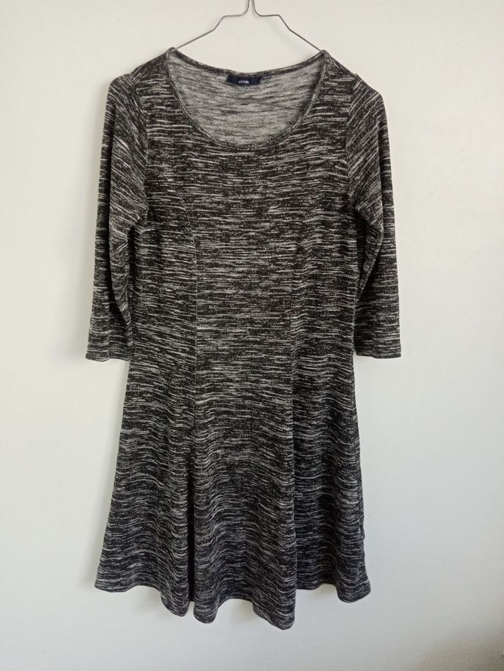 Lot 2 robes KIABI 40 Vêtements