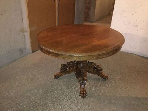 TABLE RONDE RENOVEE EN CHENE MASSIF 3 PIEDS 150 Besanon (25)