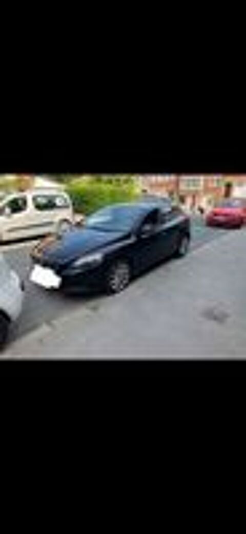 Annonce voiture Volvo V40 9900 