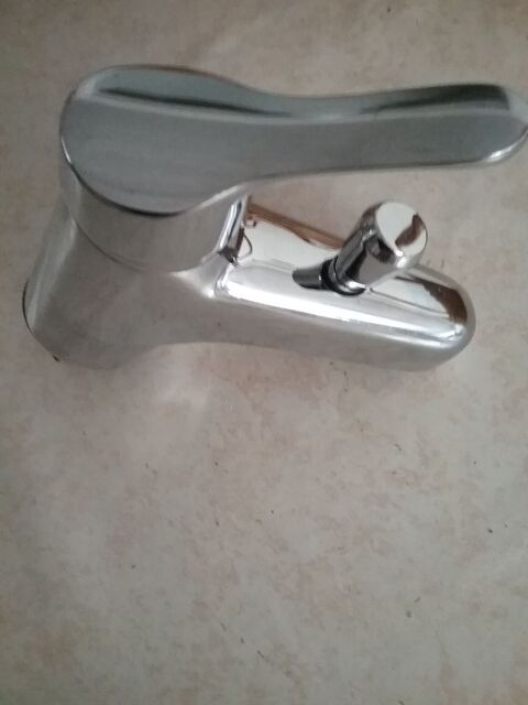 Robinet mitigeur 20 Montlger (26)