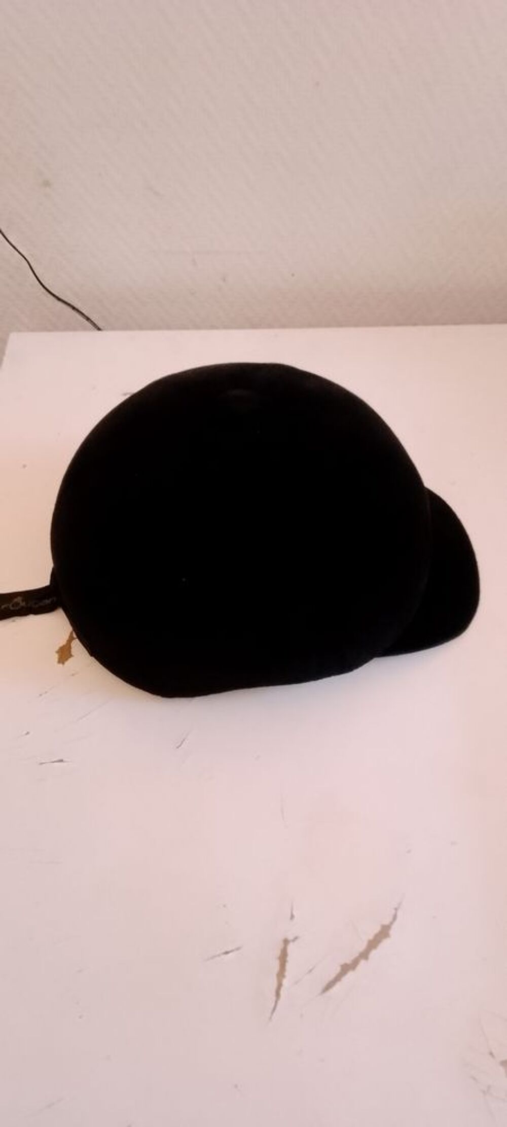 Casque &eacute;quitation noir taille 54cm Sports