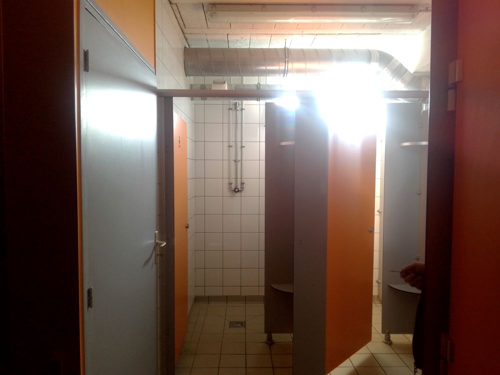 Cabines de douche et vestiaire Bricolage