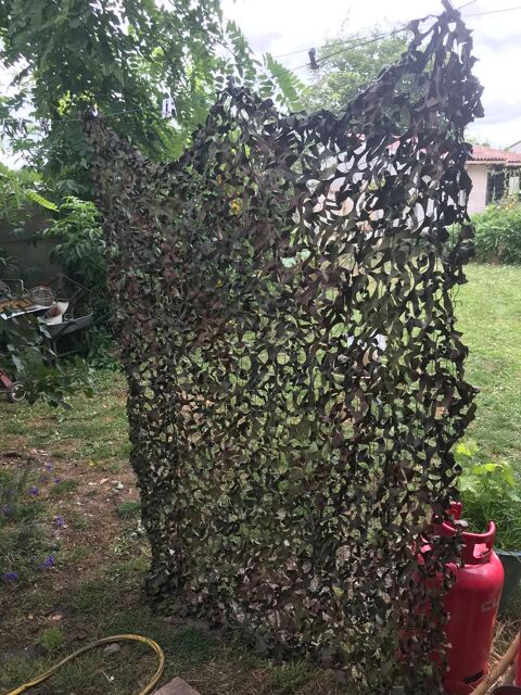 Filet de camouflage . 10 Arsac (33)