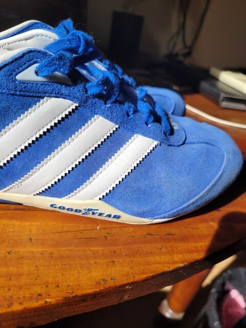 Adidas+bleus+sigl�+good+year 25 Avignon (84)