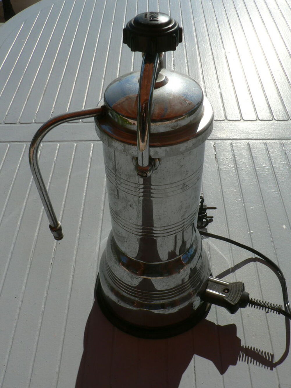 cafeti&egrave;re &eacute;lectrique ancienne Décoration