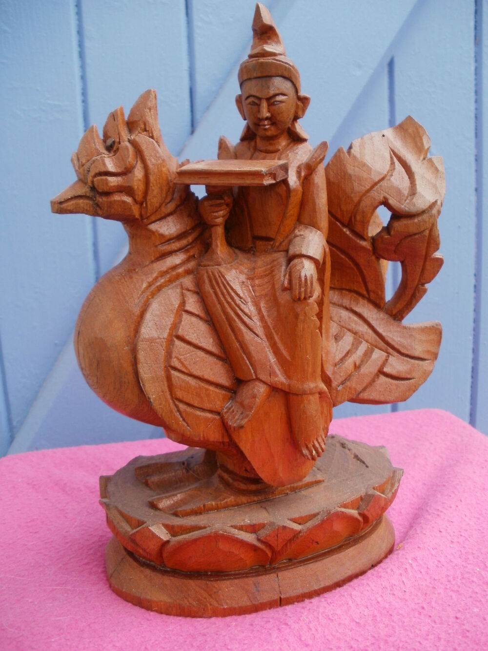 Statue Birmanie sculpt&eacute;e dans le bois, esprit NAT Décoration