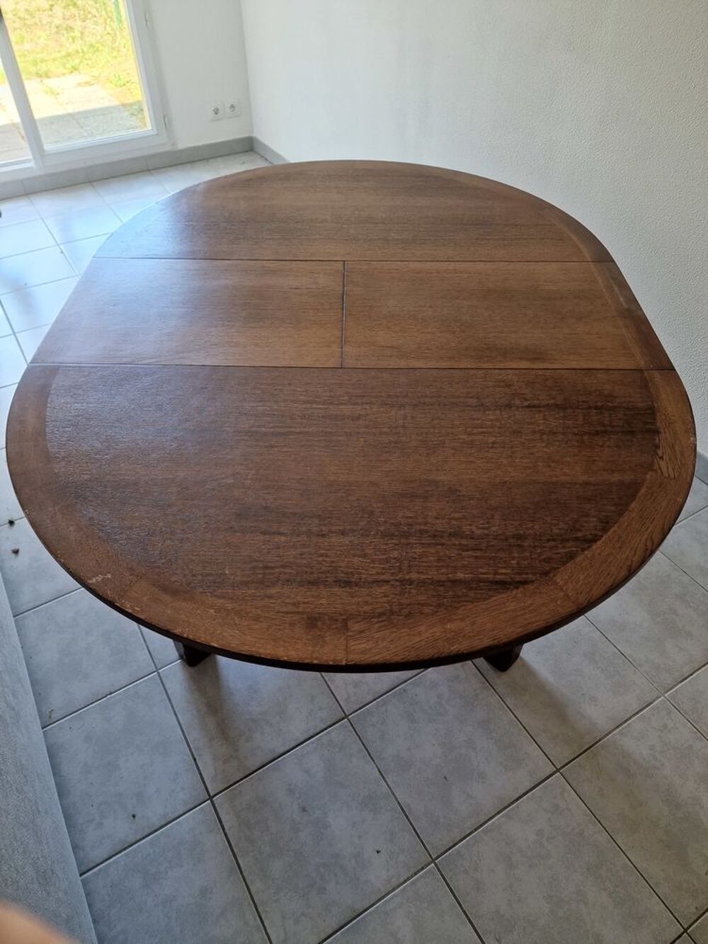 Table a manger. Meubles