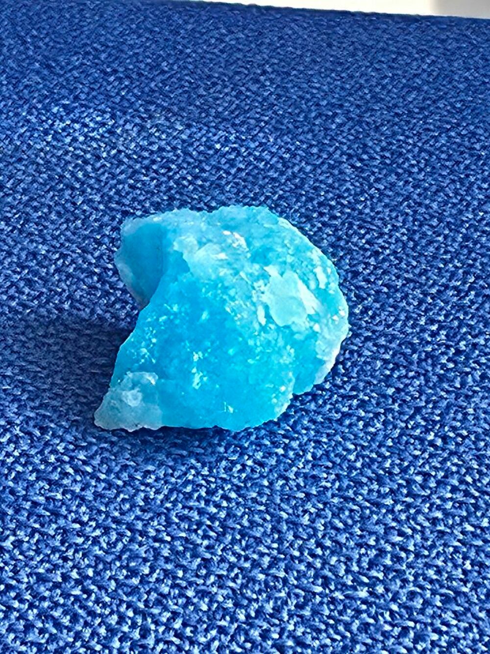 Sp&eacute;cimen de Min&eacute;ral Brut H&eacute;mimorphite Cristallis&eacute;e-Congo 