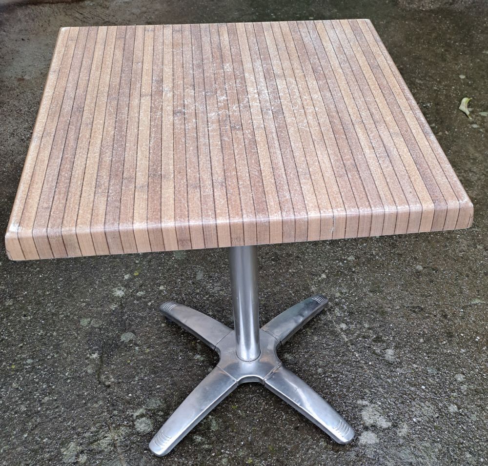 TABLE DE BISTRO Jardin