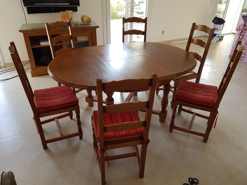 Table ronde 120 cm bois ch&ecirc;ne + 6 chaises h&ecirc;tre et paille Meubles
