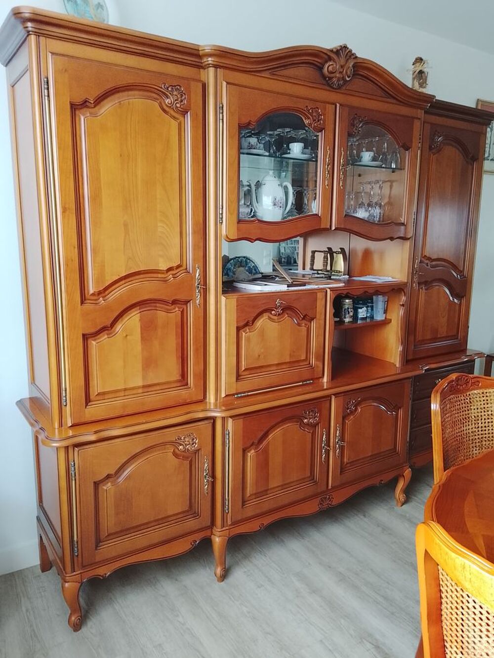 SALLE A MANGER Meubles