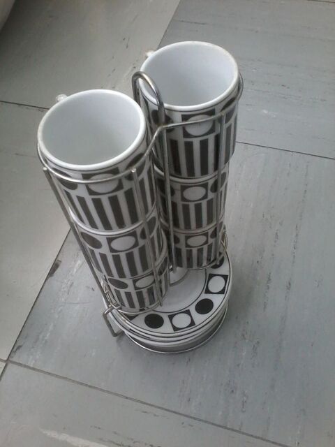 Support avec 6 tasses et 6 soucoupe 5 Tourcoing (59)
