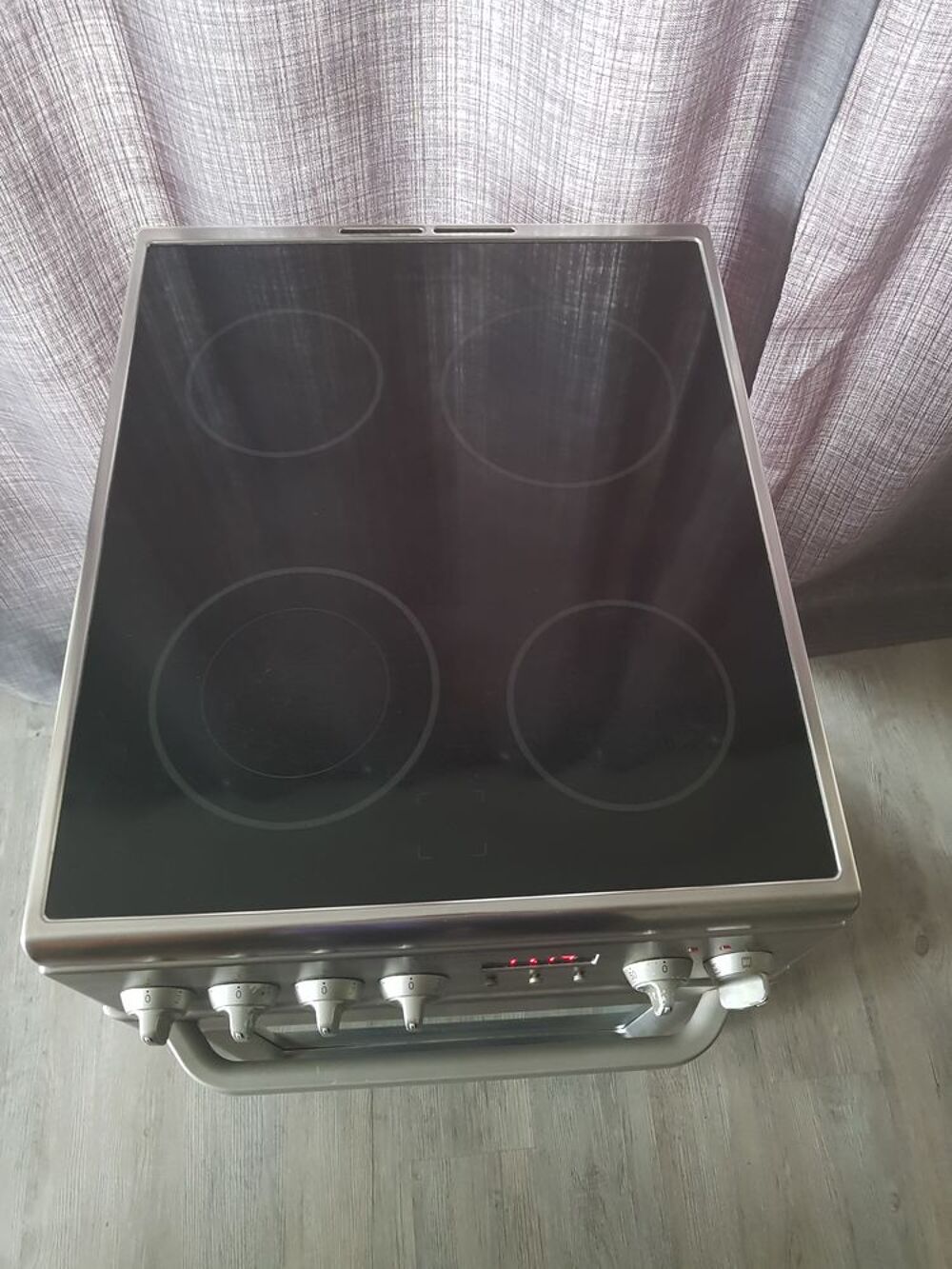 Cuisini&egrave;re vitroc&eacute;ramique ELECTROLUX (Arthur Martin) Electromnager