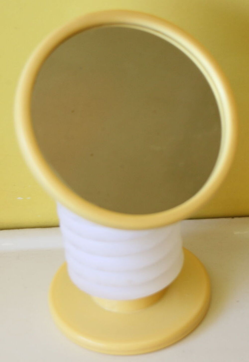 Miroirs de maquillage &agrave; poser accord&eacute;on design 70 Décoration