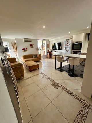  Appartement à vendre 3 pièces 65 m² Saintes-maries-de-la-mer