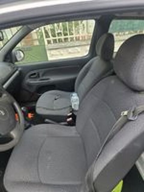 Clio II CLIO CAMPUS SOCIETE DCI 65 ECO2 GENERIQUE 2009 occasion 03380 Lamaids