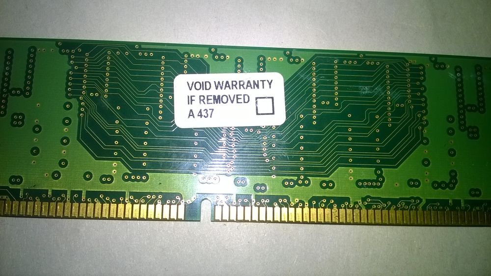 2 Barrettes de m&eacute;moire informatique
Hynix 2x 256MB DDR 333M Matériel informatique