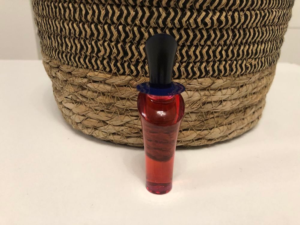 Miniature de parfum Rose Cardin 