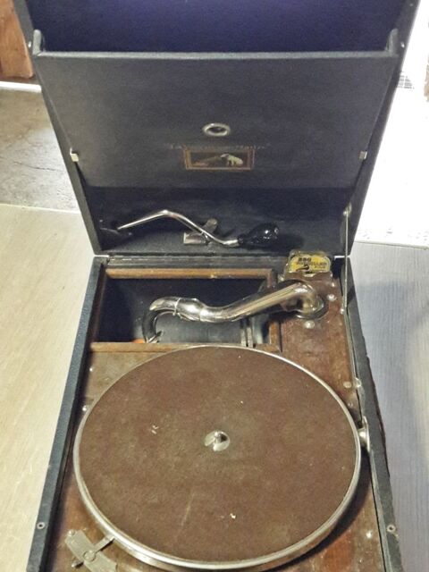 gramophone de collection  120 Chevinay (69)