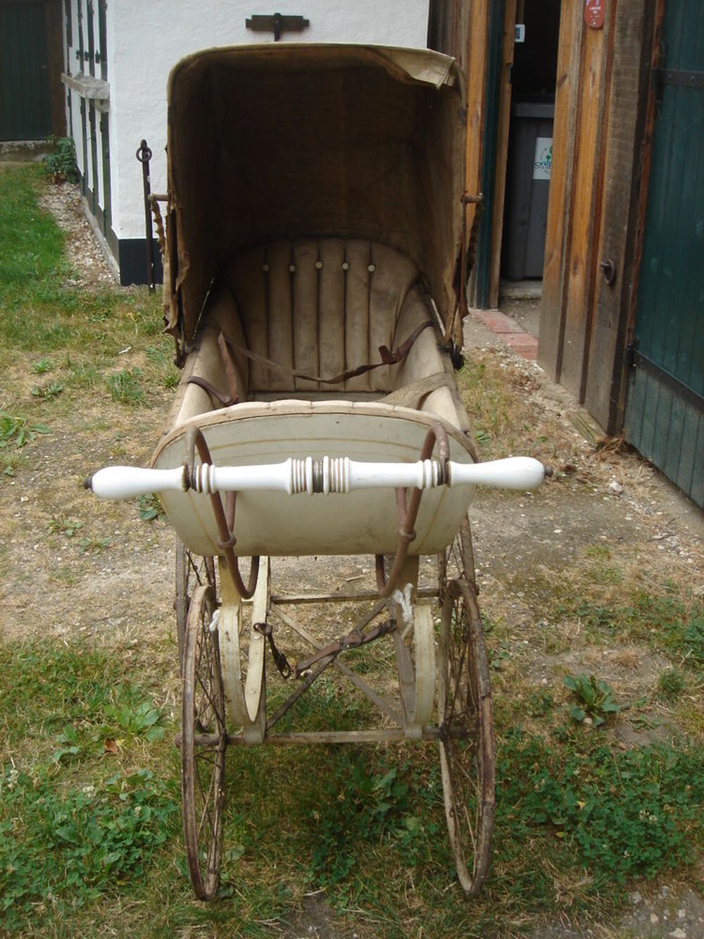 Landau ancien à vendre store