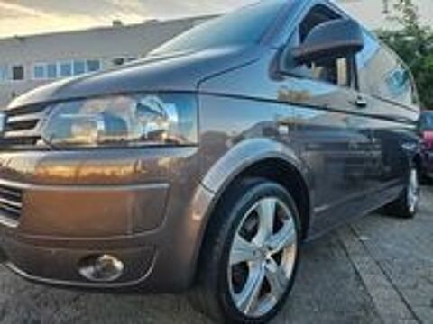 MULTIVAN 2.0 TDI 114 FAP BlueMotion Confortline Court (7 CV) 2011 occasion 69001 Lyon